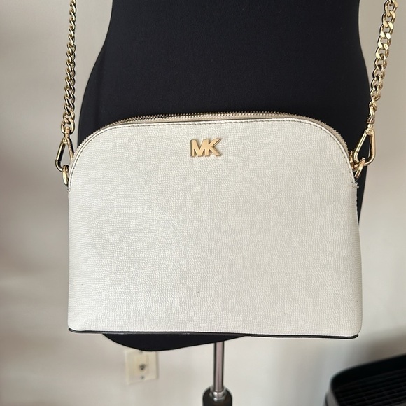 Michael Kors ivory/gold Crossbody bag - Picture 3 of 16